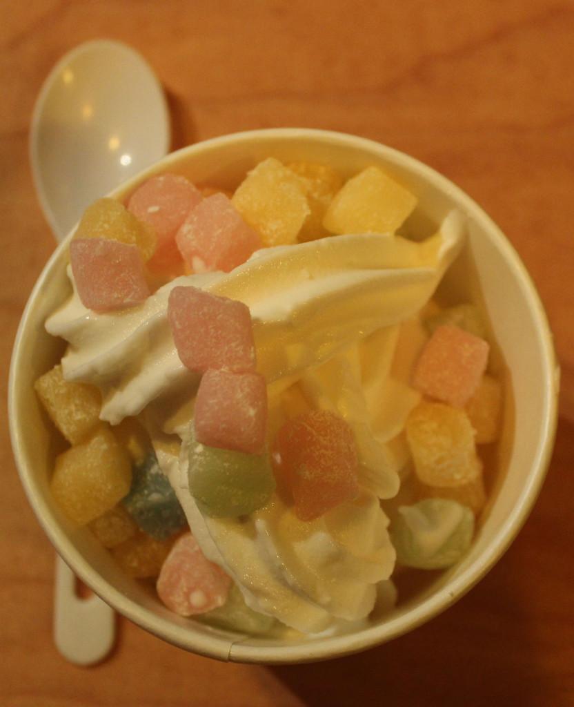 Rice paste filled mochi is a popular topping on frozen yogurt.